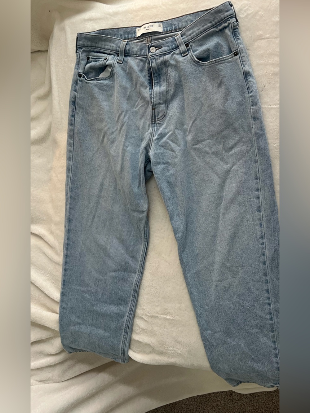 Hollister Light Blue Relaxed Fit Men's Jeans